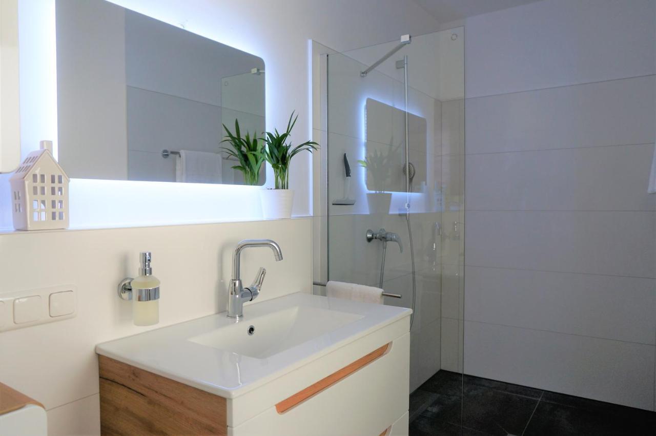 Mein Apartment, Stars Mit Balkon Und Klima Fuer Bis Zu 4 Personen Frankenthal  Exterior foto