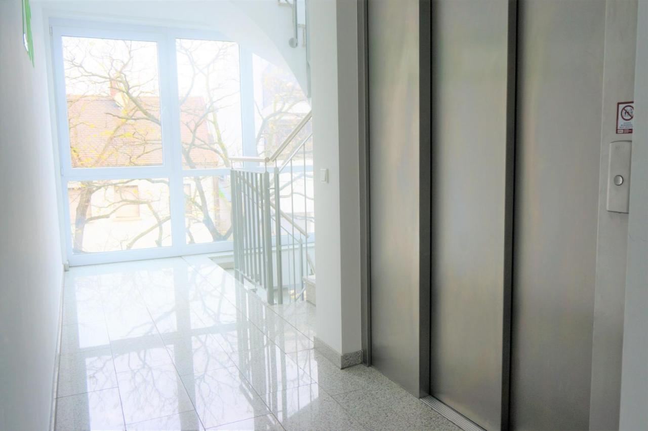 Mein Apartment, Stars Mit Balkon Und Klima Fuer Bis Zu 4 Personen Frankenthal  Exterior foto